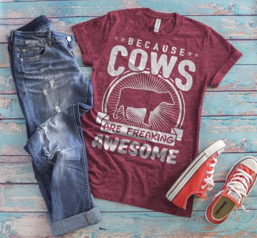 Cow Shirt, Farm Girl Gift, Cow T-shirt, Cowboy Shirt, Vintage Tee, Moo Cow, Cowboy Party, Cowgirl Party, Cow Gift, Farmer Gift,t shirt