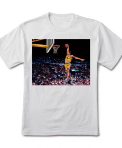 Kobe Bryant Dunking Unisex t shirt